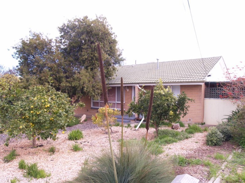 9 Adrian Street, Christie Downs SA 5164