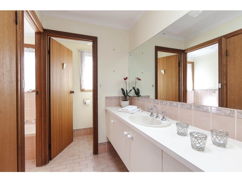 6 Piaffe Lane, Woodcroft SA 5162