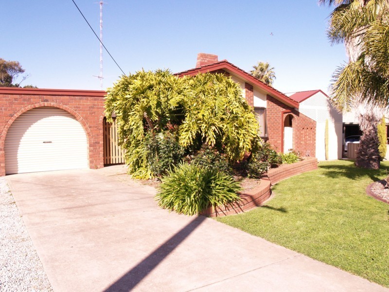 12 Moore Road, Reynella SA 5161
