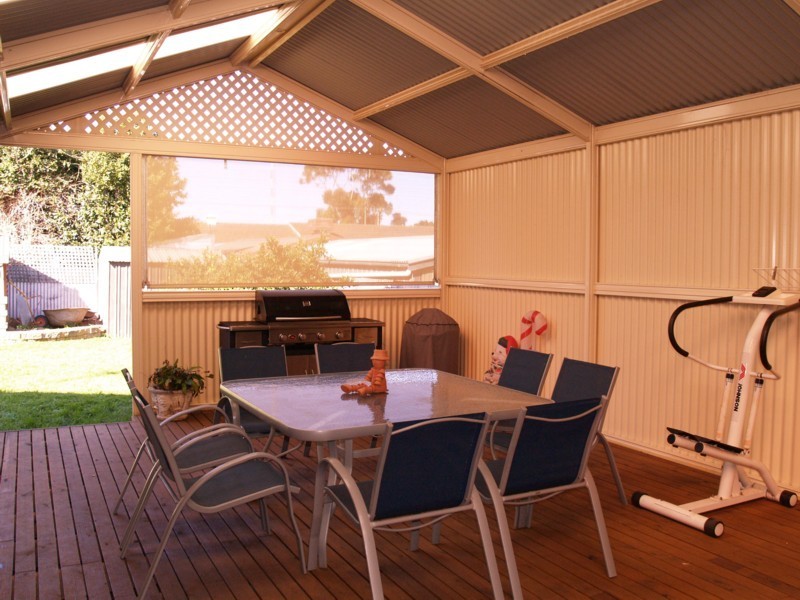 12 Moore Road, Reynella SA 5161