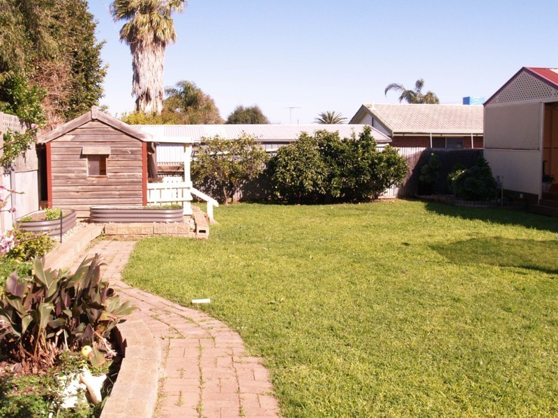 12 Moore Road, Reynella SA 5161