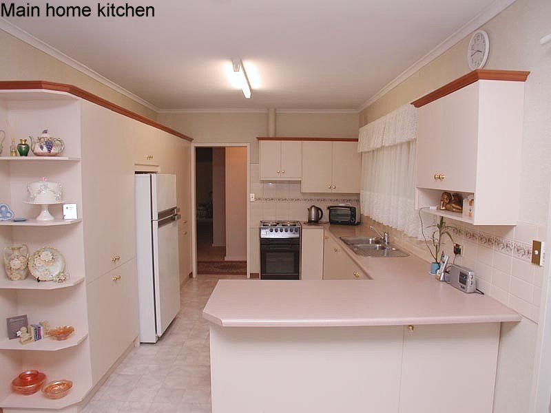 17 Blackwood Crescent, Morphett Vale SA 5162