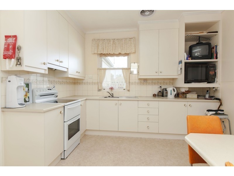 39 King George Avenue, North Brighton SA 5048