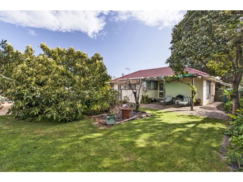 39 King George Avenue, North Brighton SA 5048
