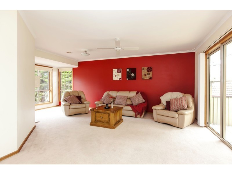 15 Equestrian Drive, Woodcroft SA 5162