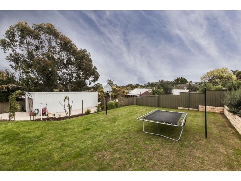 15 Equestrian Drive, Woodcroft SA 5162