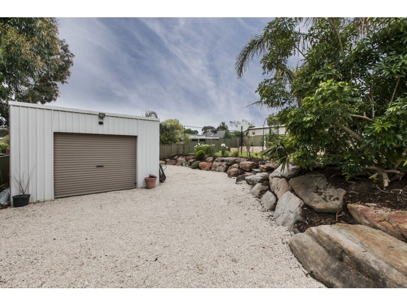 15 Equestrian Drive, Woodcroft SA 5162
