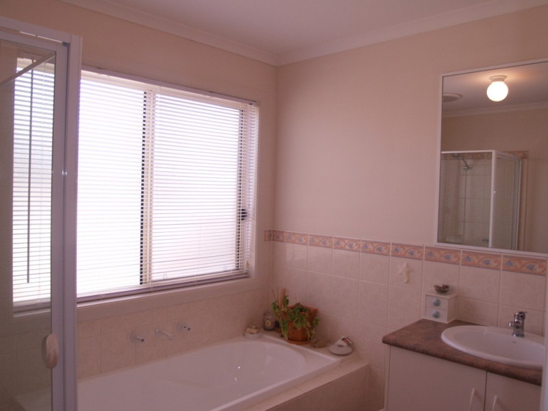 6 Urchin Crescent, Aldinga Beach SA 5173