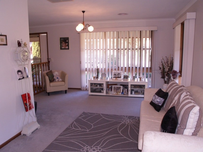 3 Ashmore Place, Onkaparinga Hills SA 5163