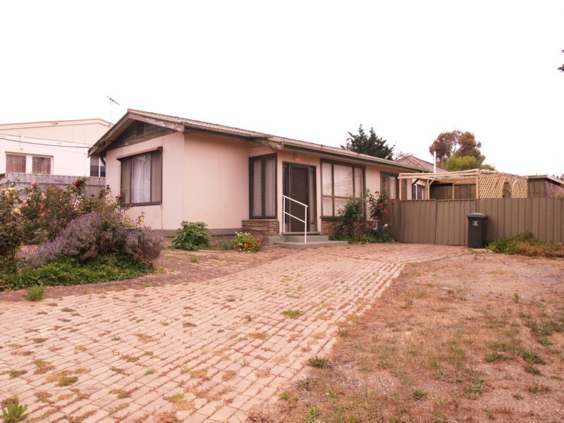 14 Roy Terrace, Christies Beach SA 5165