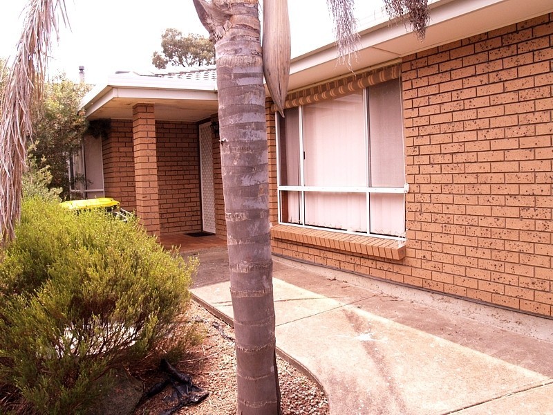 48 Hendrix Crescent, Woodcroft SA 5162