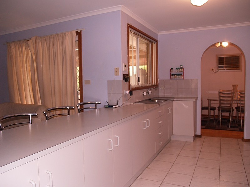 48 Hendrix Crescent, Woodcroft SA 5162