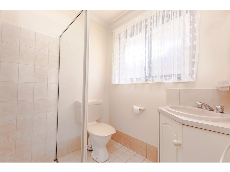 3 Lennon Drive, Woodcroft SA 5162