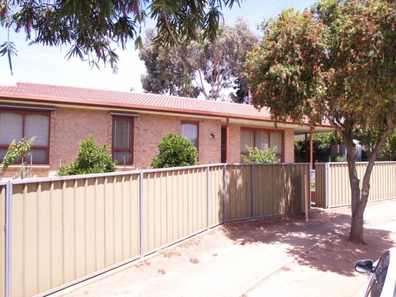 12 Graham Road, Darlington SA 5047