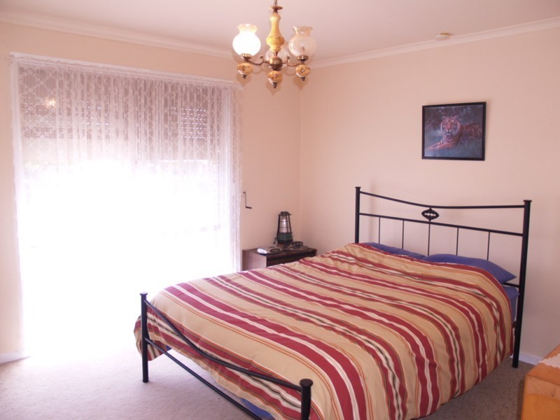 36 Parklands Crescent, Reynella SA 5161