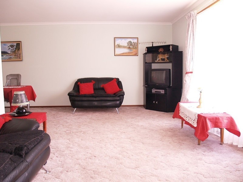 18 Ormiston Road, Morphett Vale SA 5162