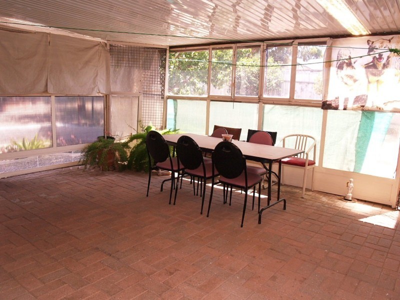 18 Ormiston Road, Morphett Vale SA 5162