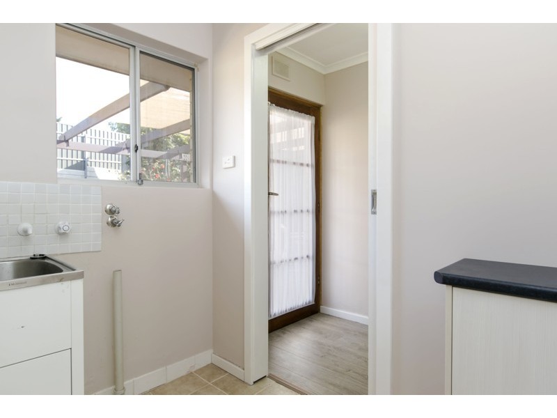 25 Lancing Court, Huntfield Heights SA 5163