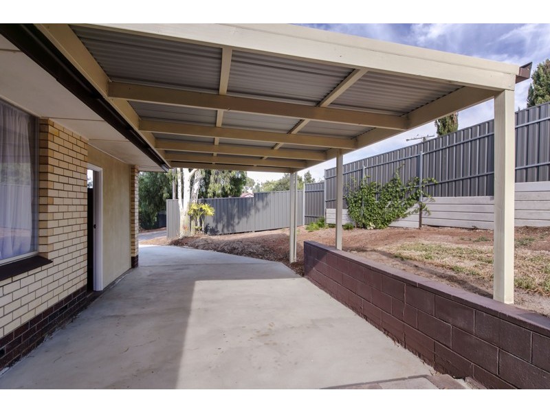 25 Lancing Court, Huntfield Heights SA 5163