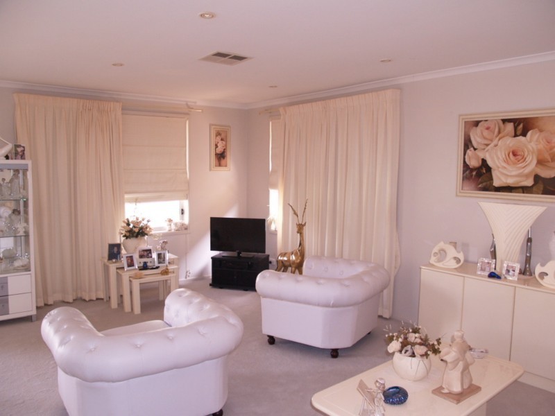 34 Kalgoorlie Avenue, Port Noarlunga South SA 5167