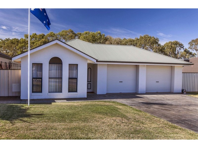 78 Jimmy Watson Drive, Woodcroft SA 5162