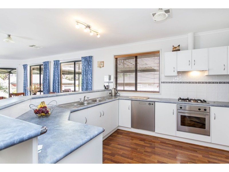 78 Jimmy Watson Drive, Woodcroft SA 5162
