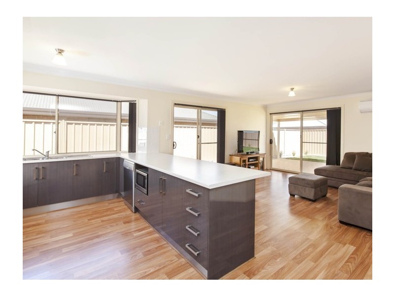 6 Parrell Street, Seaford Meadows SA 5169