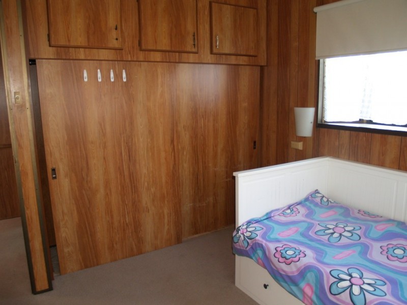 Site 9 Woodcroft Caravan Park, Woodcroft SA 5162