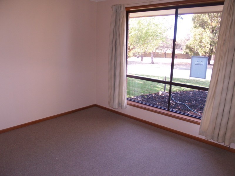 6 Sampson Crescent (Carew’s Fields), Old Reynella SA 5161