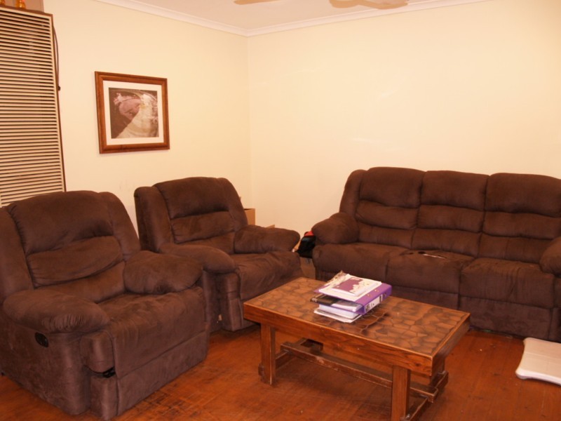 12 Zoran Court, Woodcroft SA 5162