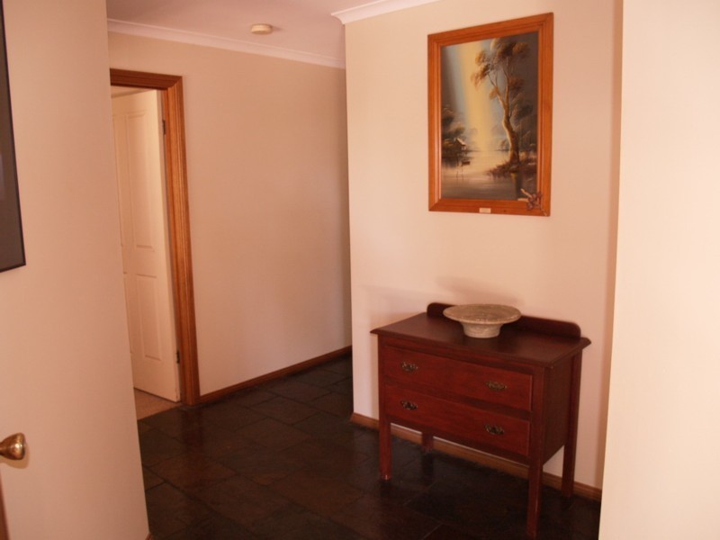 12 Zoran Court, Woodcroft SA 5162