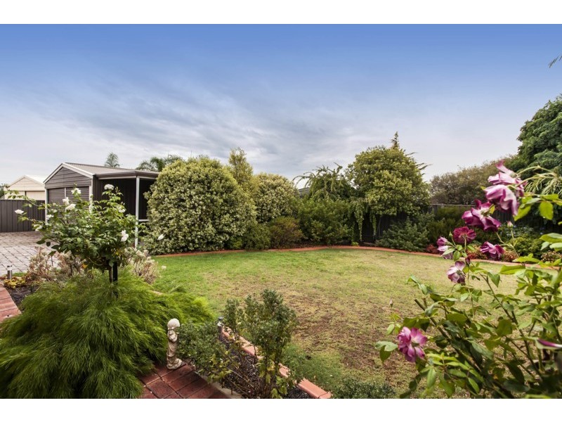 5 Arabian Drive, Woodcroft SA 5162