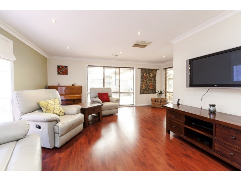 6 Elmwood Court, Onkaparinga Hills SA 5163