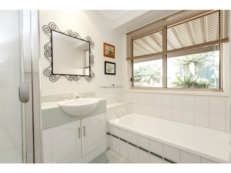 6 Elmwood Court, Onkaparinga Hills SA 5163