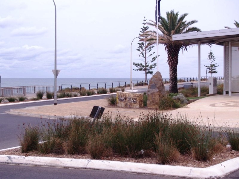 21 Taunton Parade, Christies Beach SA 5165