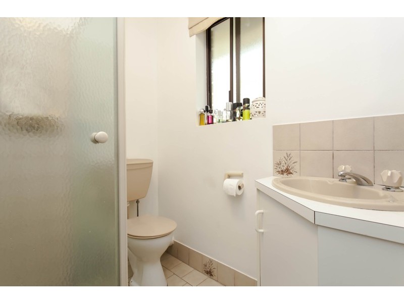 2 Oliver Crescent, Port Noarlunga SA 5167