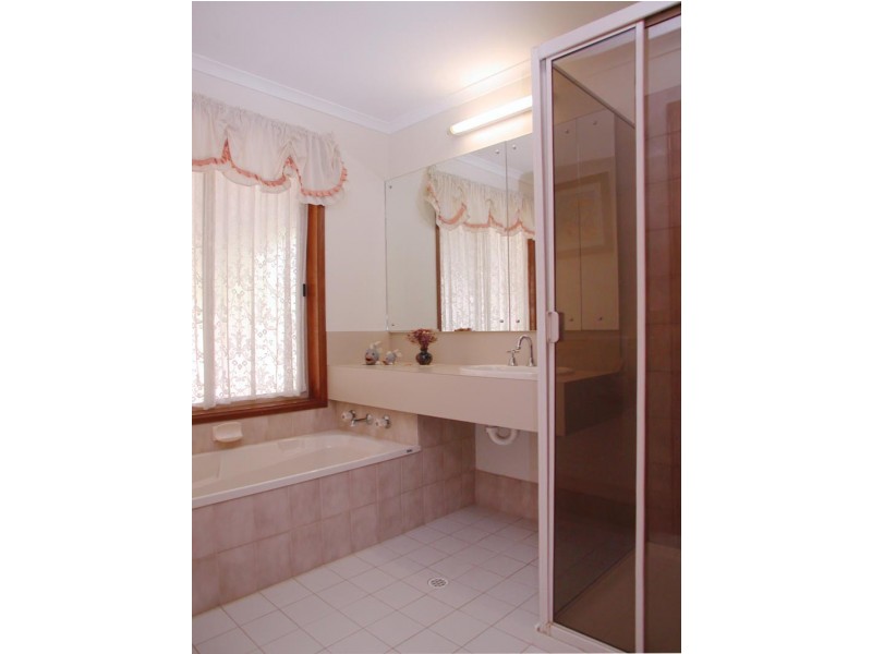 74 Spriggs Road, Onkaparinga Hills SA 5163