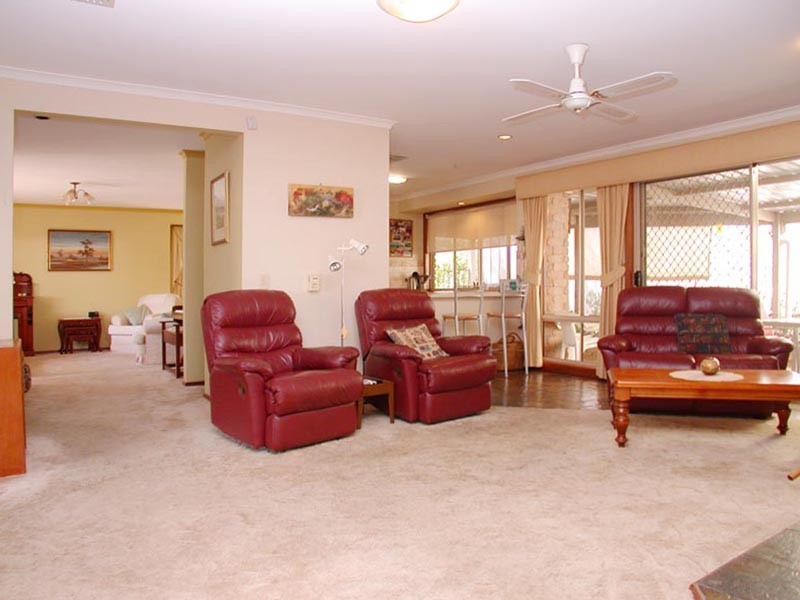 74 Spriggs Road, Onkaparinga Hills SA 5163