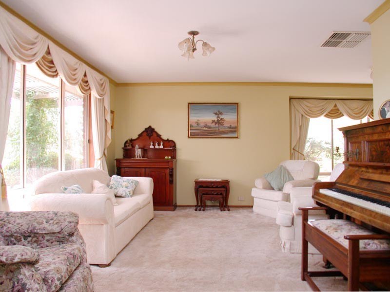 74 Spriggs Road, Onkaparinga Hills SA 5163