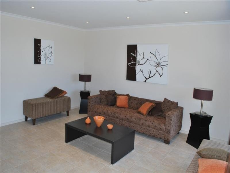 24 Corrimal Avenue, Noarlunga Downs SA 5168