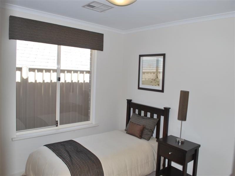 24 Corrimal Avenue, Noarlunga Downs SA 5168