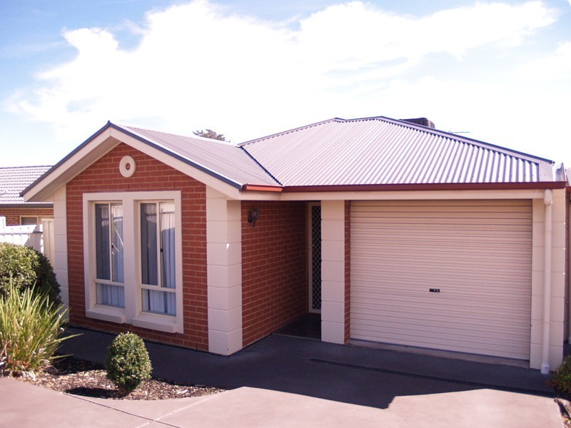 73A Seacombe Road, Seacombe Gardens SA 5047