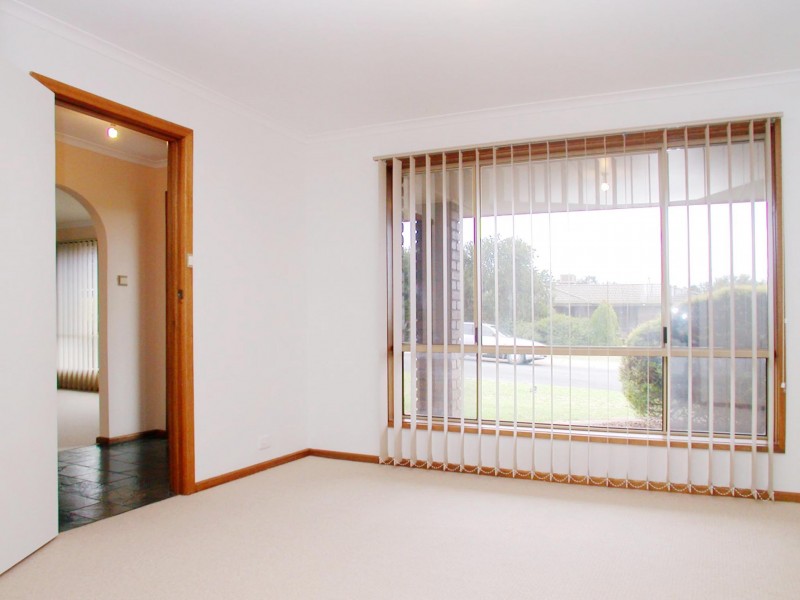 6 Marley Court, Woodcroft SA 5162