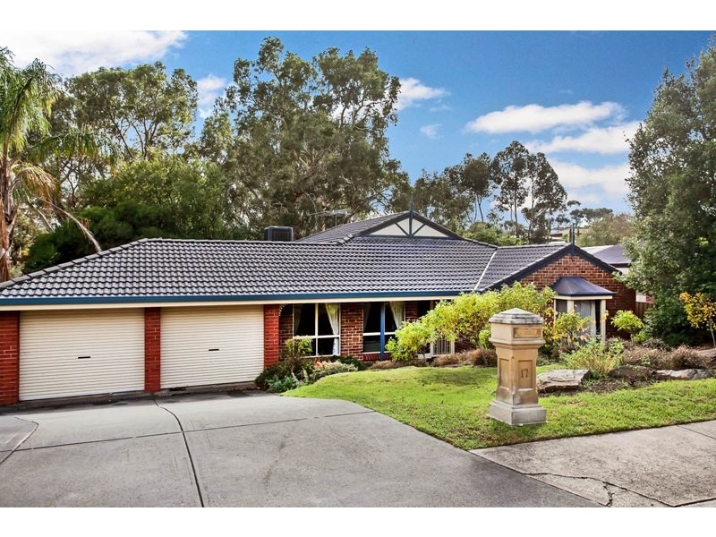 17 Furioso Drive, Woodcroft SA 5162