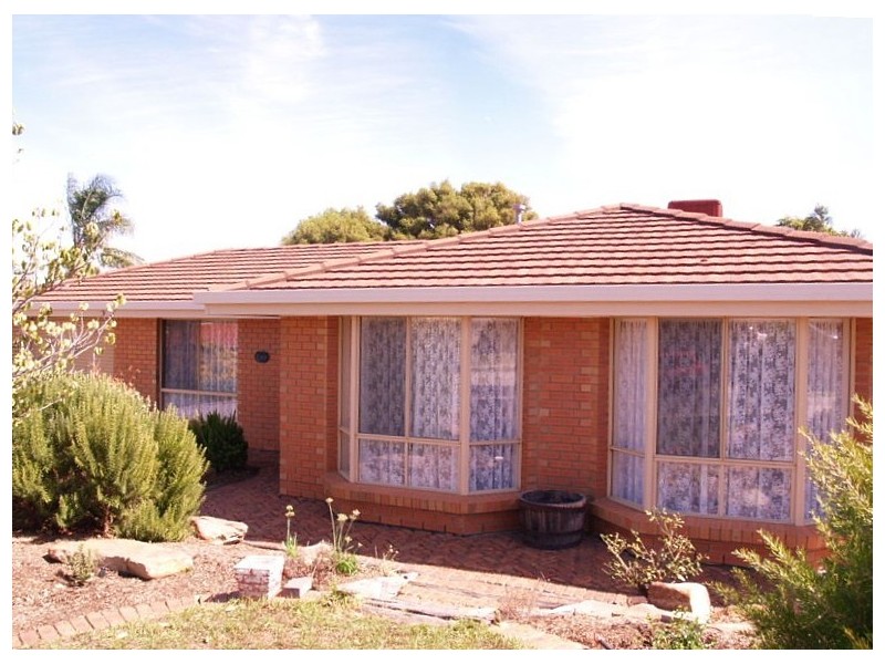 16 Whittaker Avenue, Old Reynella SA 5161