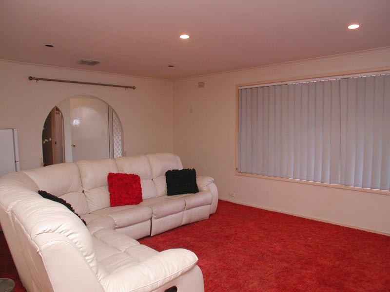 3 Chynoweth Avenue, Hackham SA 5163