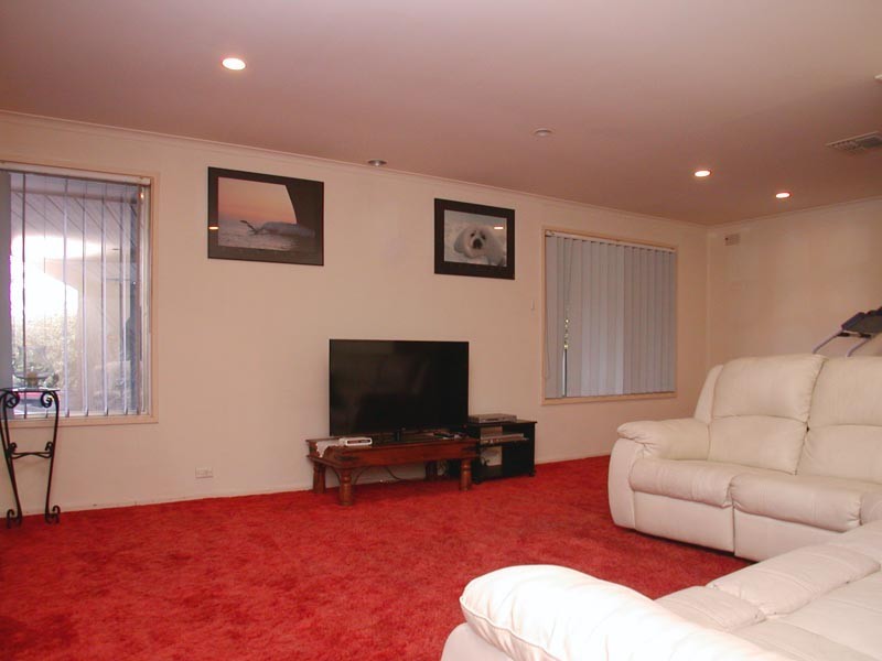 3 Chynoweth Avenue, Hackham SA 5163