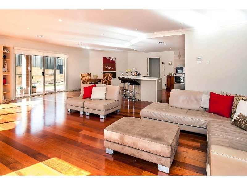 12 Norfolk Street, Flagstaff Hill SA 5159