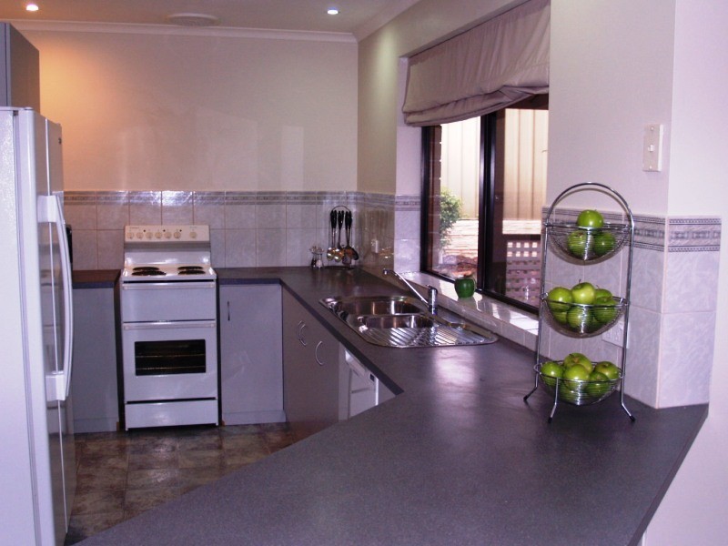 97 Emmerson Drive, Morphett Vale SA 5162