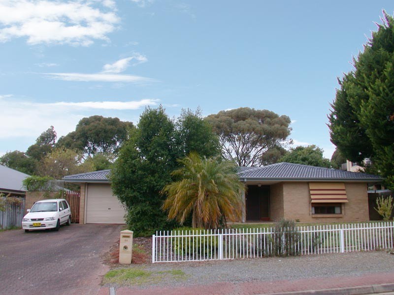 33 Southbound Avenue, Aberfoyle Park SA 5159